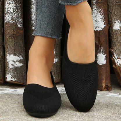 Large size flying knitting single shoes women spring and autumn new round head low heel lazy casual mother shoes