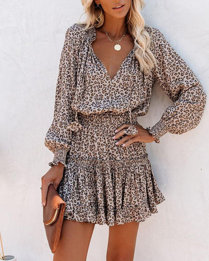 Long Sleeved V-Neck Fashionable Printed Waistband Dress for Women