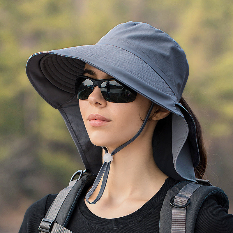 European And American Summer Cap Children Climb Mountains