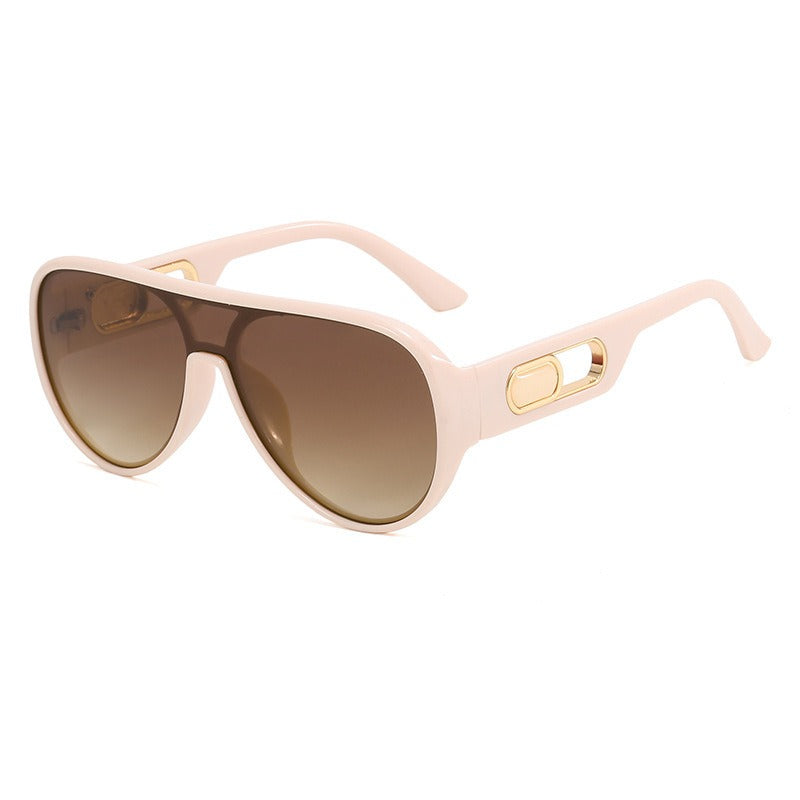 Fashionable and versatile sunglasses large frame one piece toad mirror UV resistant  personalized sunglasses for women